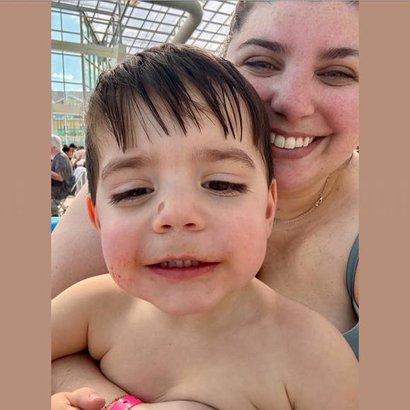 Meet your Posher, Jessica - Picture 1 of 1